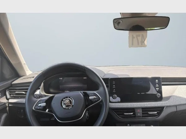 Skoda Kamiq (2024) — foto 2 van 24