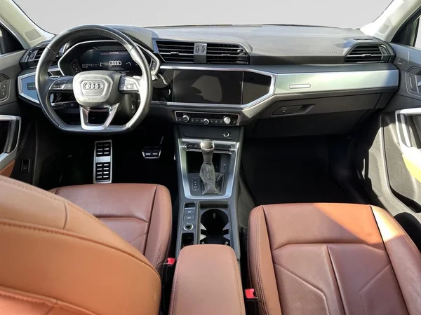 AUDI Q3 Sportback (2020) — foto 19 van 43