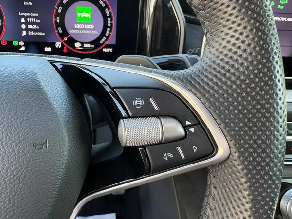 SKODA Kodiaq PHEV (2025) — foto 4 van 29