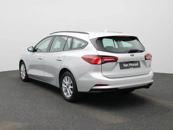 Ford Focus (2022) — foto 12 van 37