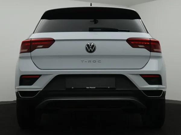 Volkswagen T-Roc (2021) — foto 2 van 30