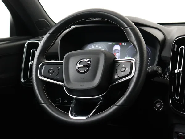 VOLVO XC40 (2021) — foto 14 van 31