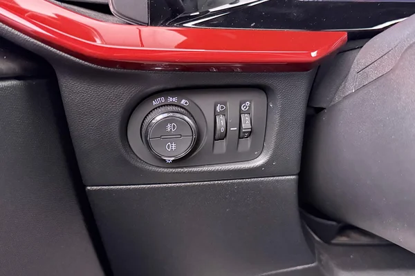 Opel Mokka (2022) — foto 9 van 36