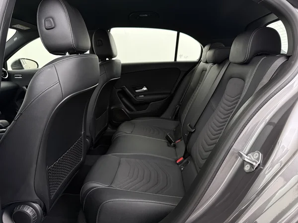 MERCEDES A 250 (2022) — foto 5 van 32
