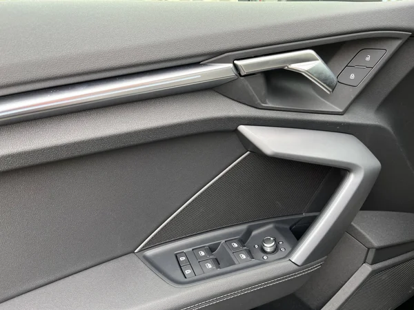 AUDI A3 Allstreet (2024) — foto 4 van 15