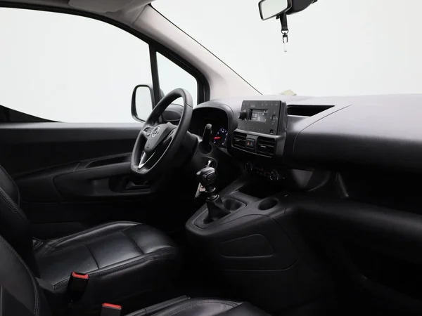 Opel Combo Life (2022) — foto 19 van 35