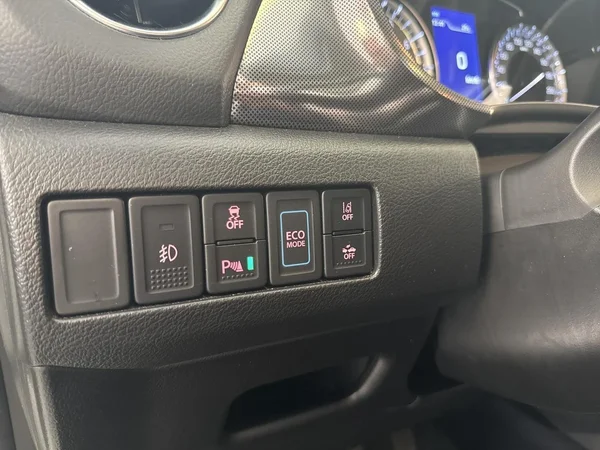 Suzuki Grand Vitara (2024) — foto 7 van 19