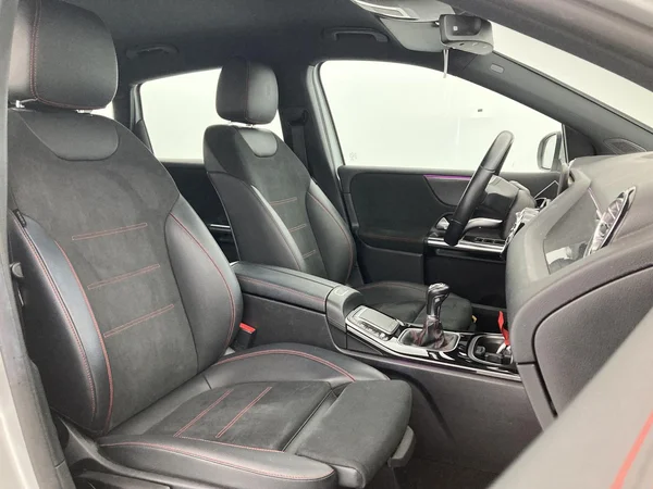 MERCEDES-BENZ B 160 (2021) — foto 22 van 36