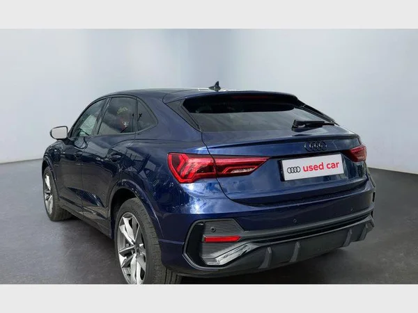 Audi Q3 Sportback (2024) — foto 25 van 28