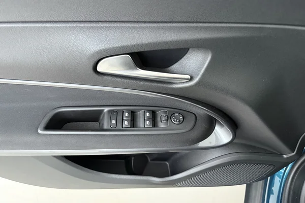 Fiat 600 (2025) — foto 8 van 22