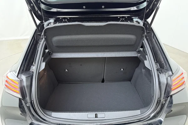 Peugeot 208 (2025) — foto 12 van 16