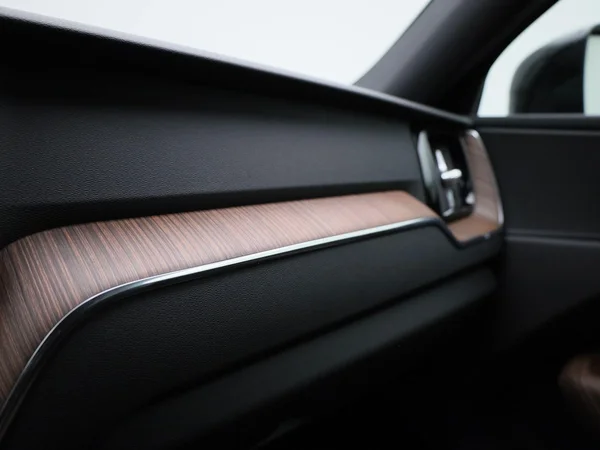 Volvo XC60 (2021) — foto 19 van 43