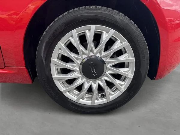 Fiat 500C (2021) — foto 15 van 16
