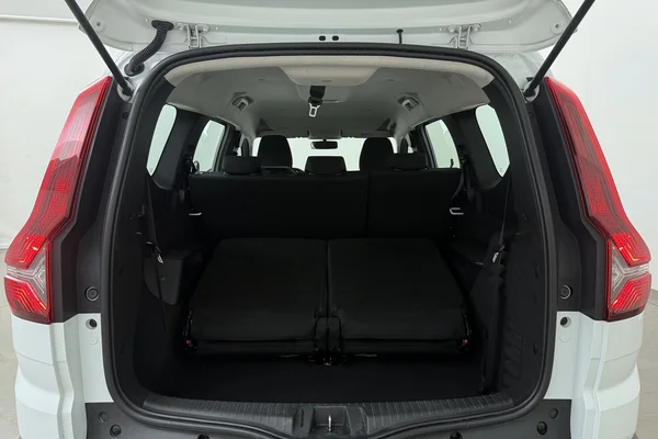 Dacia JOGGER (2024) — foto 12 van 16