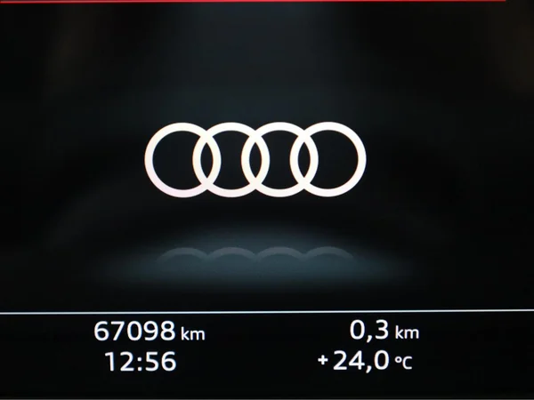AUDI Q3 (2021) — foto 9 van 24