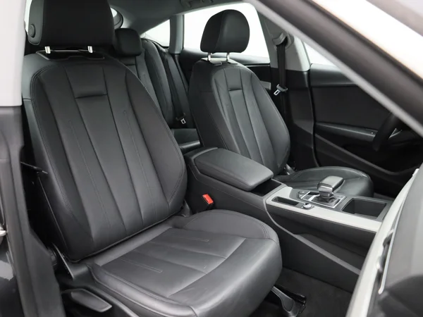 Audi A5 (2022) — foto 32 van 43