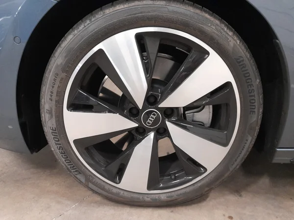 AUDI A5 Avant e-hybrid (PHEV) (2026) — foto 16 van 24