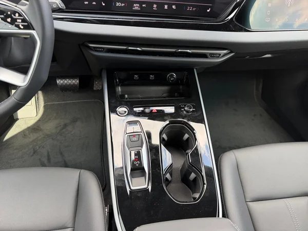 AUDI A5 SW e-hybrid (PHEV) (2026) — foto 3 van 24