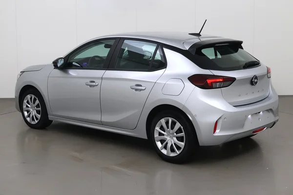 Opel Corsa (2024) — foto 10 van 16