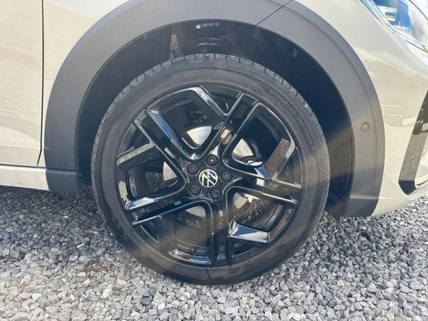 VOLKSWAGEN Taigo (2026) — foto 17 van 18
