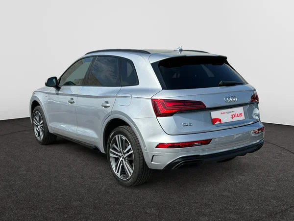 AUDI Q5 PHEV (2021) — foto 12 van 14