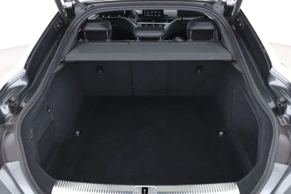 Audi A5 (2022) — foto 8 van 16