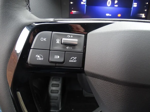 Opel Vivaro (2026) — foto 15 van 26
