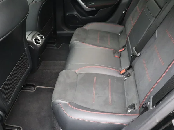 Mercedes-Benz A-Klasse (2022) — foto 10 van 26