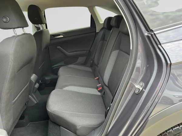 VOLKSWAGEN Taigo (2024) — foto 18 van 21