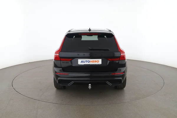 Volvo XC60 (2024) — foto 11 van 16