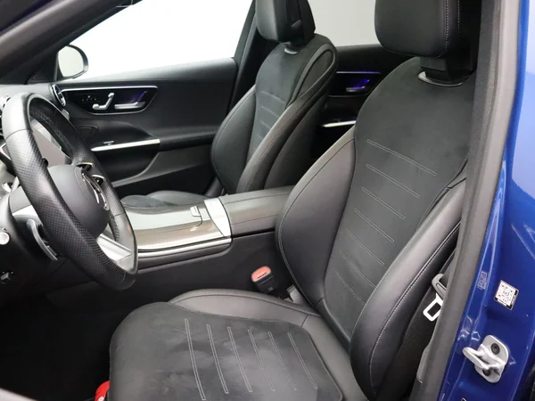Mercedes-Benz C-Klasse (2023) — foto 8 van 33