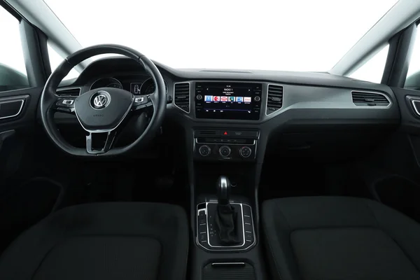 Volkswagen Golf (2020) — foto 3 van 16