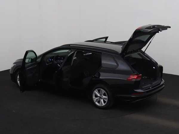 VOLKSWAGEN Golf Variant (2022) — foto 28 van 29