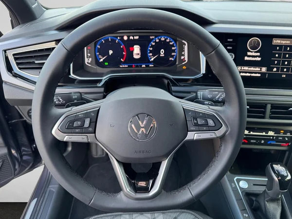 VOLKSWAGEN Taigo (2026) — foto 2 van 17