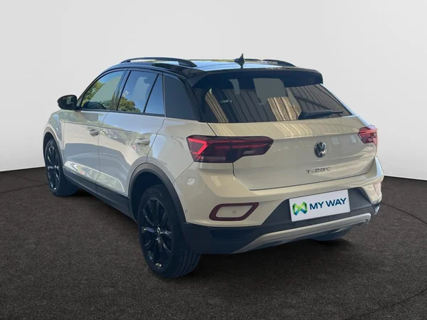 VOLKSWAGEN T-Roc (2023) — foto 12 van 20