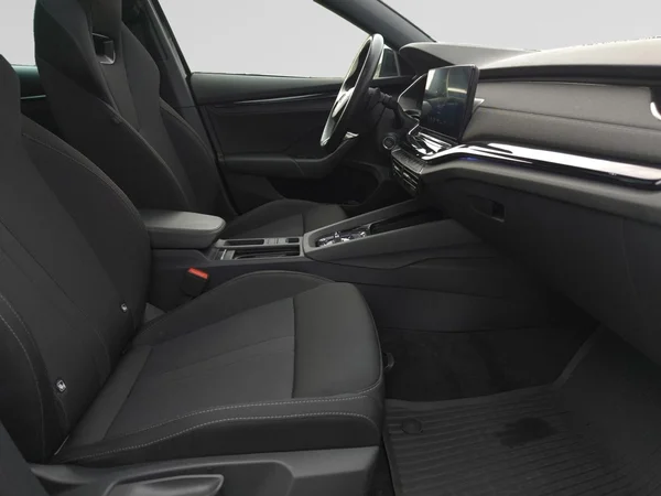 SKODA Octavia Combi Dsl (2025) — foto 7 van 31