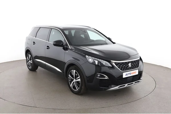 Peugeot 5008 (2020) — foto 14 van 16