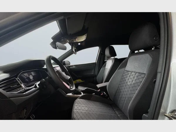VOLKSWAGEN Taigo (2026) — foto 2 van 19
