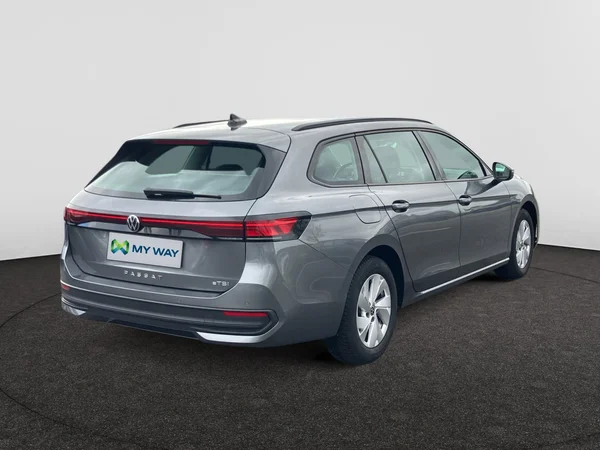 VOLKSWAGEN Passat SW (2024) — foto 19 van 25