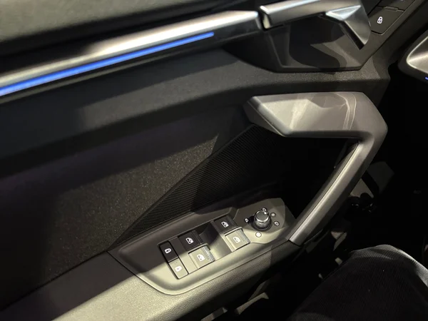 AUDI A3 Sportback PHEV (2026) — foto 15 van 16