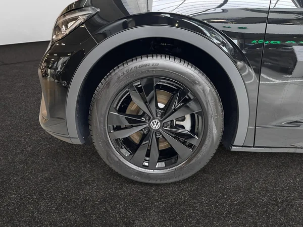 VOLKSWAGEN ID.5 (2026) — foto 5 van 14