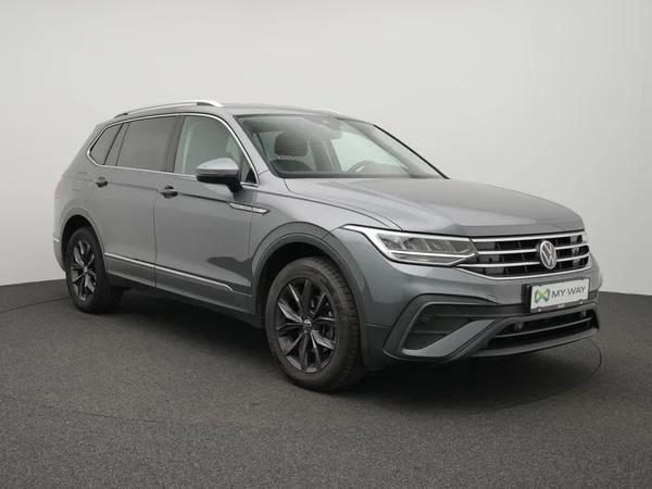 VOLKSWAGEN Tiguan Allspace (2022) — foto 12 van 43