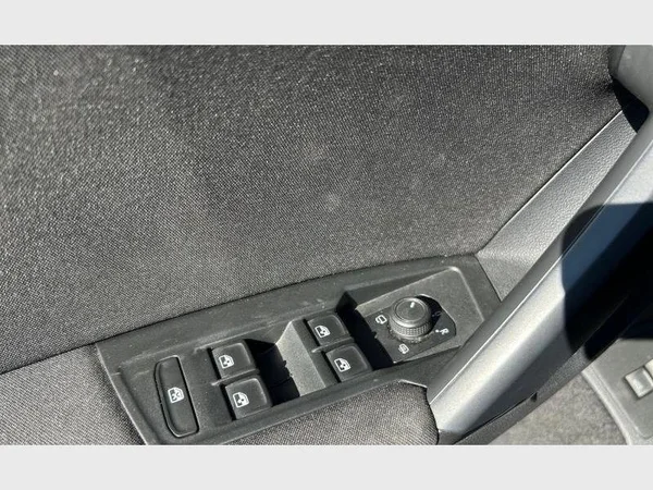 Volkswagen Tiguan (2022) — foto 19 van 29