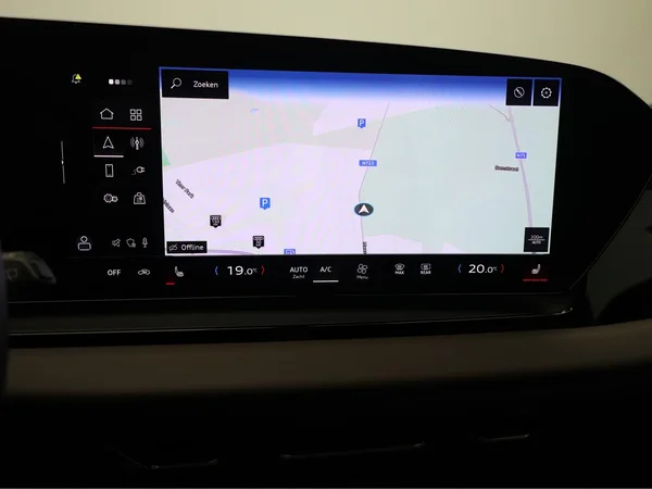 AUDI Q6 e-tron (2025) — foto 10 van 22