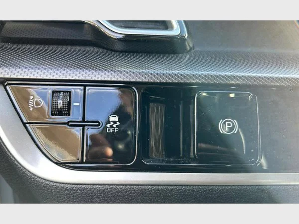 Kia SPORTAGE (2024) — foto 24 van 30