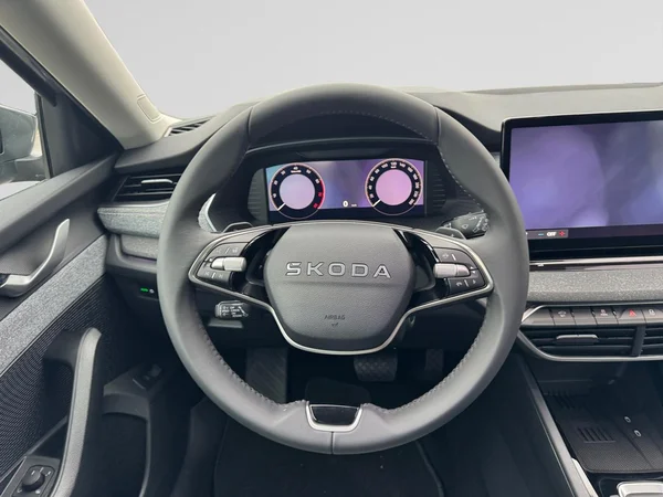 SKODA Octavia Combi (2025) — foto 17 van 21