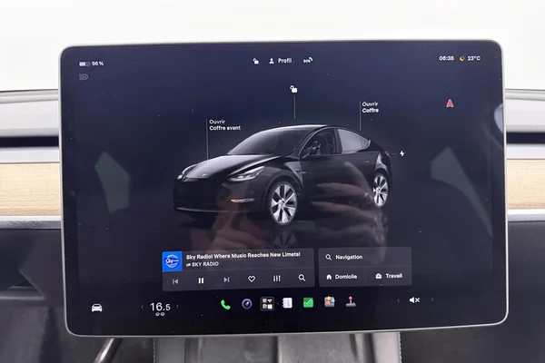 Tesla Model 3 (2023) — foto 9 van 30