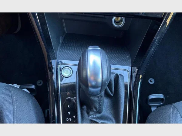 Volkswagen Touran (2023) — foto 13 van 21