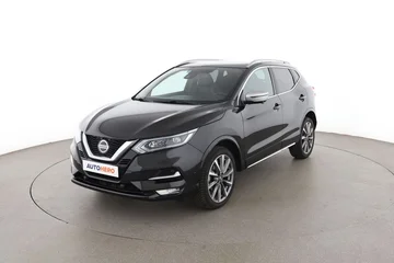 Nissan Qashqai 1a8f6476-74f6-4887-be2d-28daf938db86