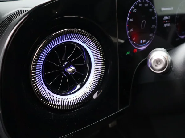 Mercedes-Benz CLA (2025) — foto 27 van 27